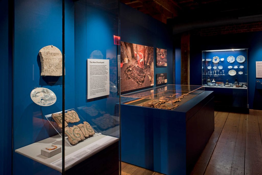 تصویر جلد آگهی