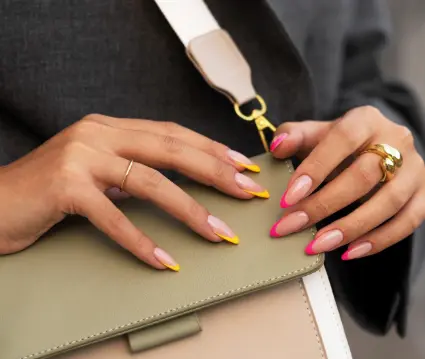 تصویر جلد آگهی